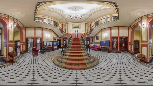 city-of-london-club-entrance_